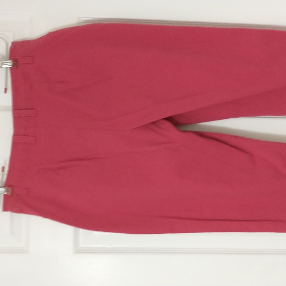 Capris Size 8 Raspberry - Picture 3 of 3